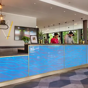 - The Niu, Fury Messe By Ihg Duitsland