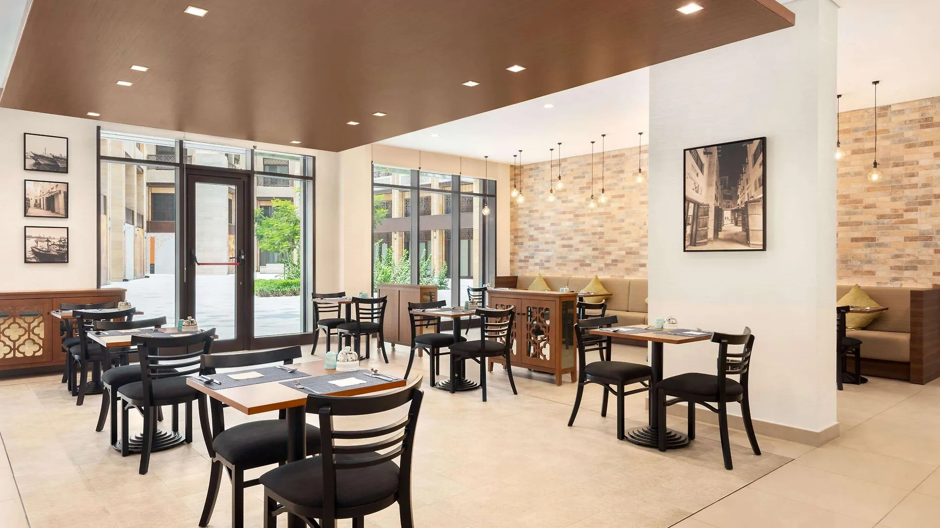Ibis Styles Dubai Gold District Ξενοδοχείο